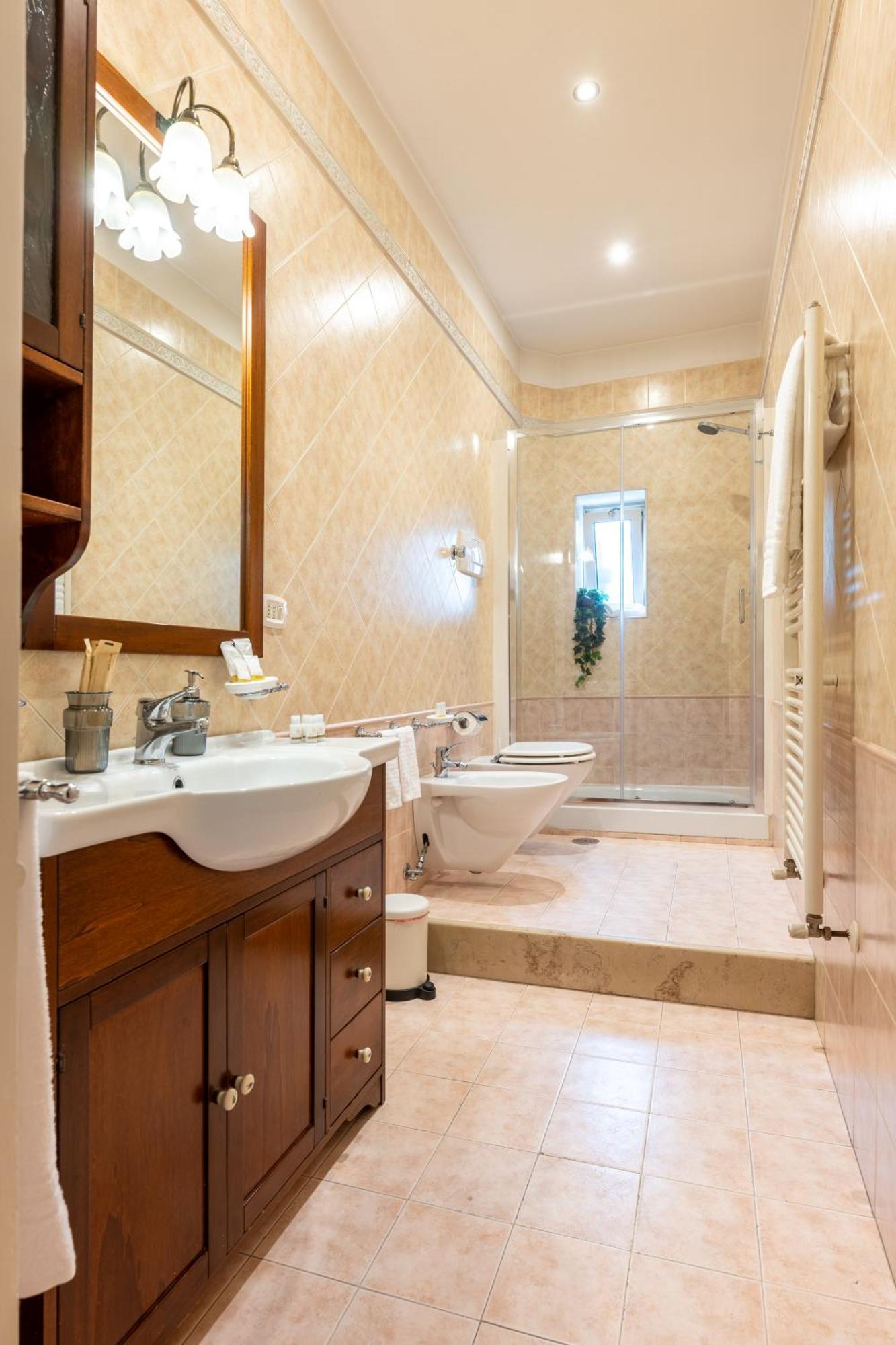 100Mq Maison Paradise - Central & Elegant Apt Μπάρι Εξωτερικό φωτογραφία